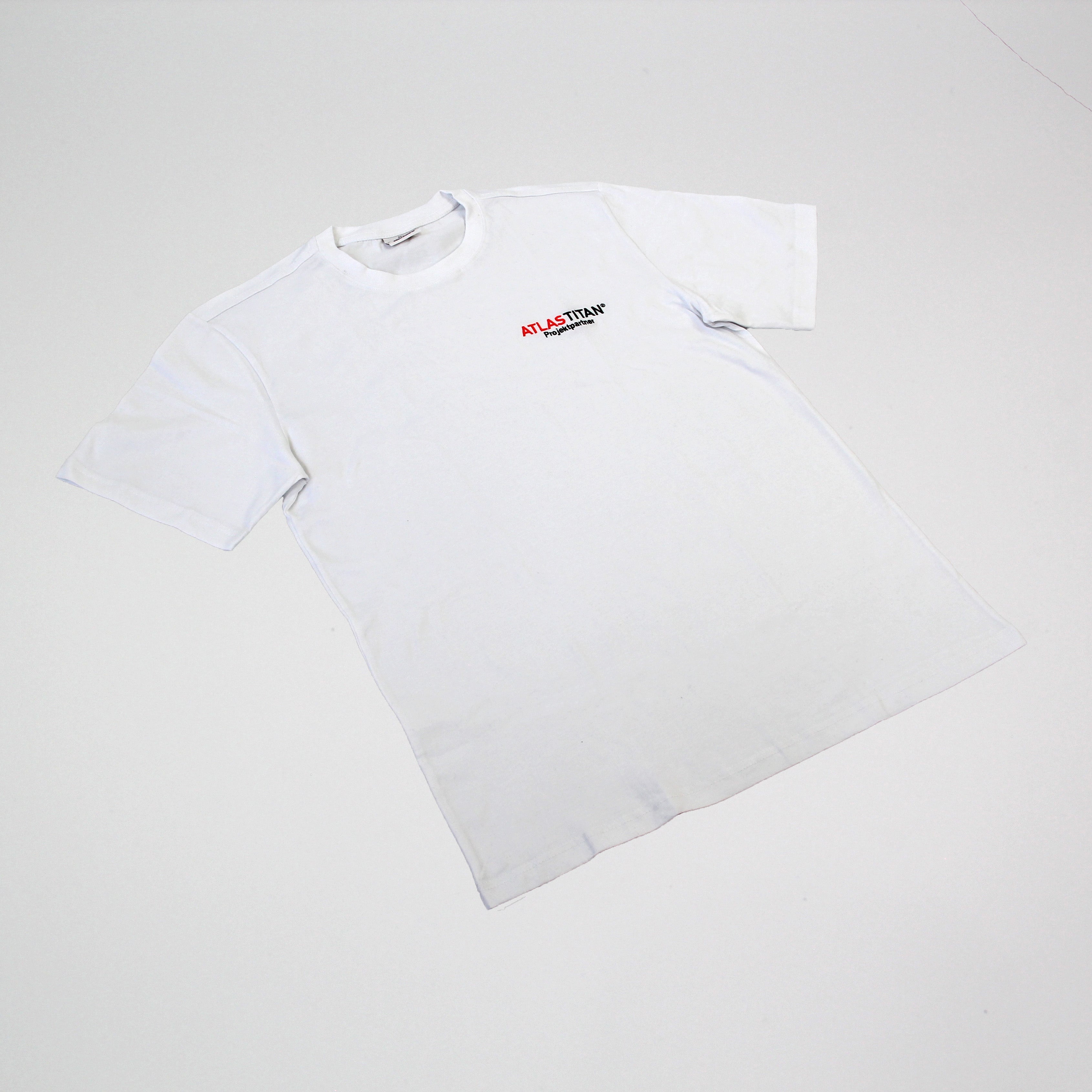 FIRST WEAR T-shirt weiß mit Stick